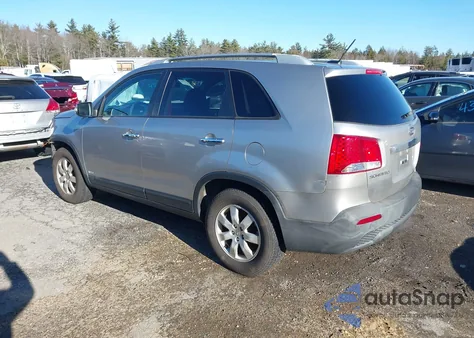2013 Kia Sorento Lx V6 z USA, uszkodzony, nr VIN 5XYKTDA25DG316629
